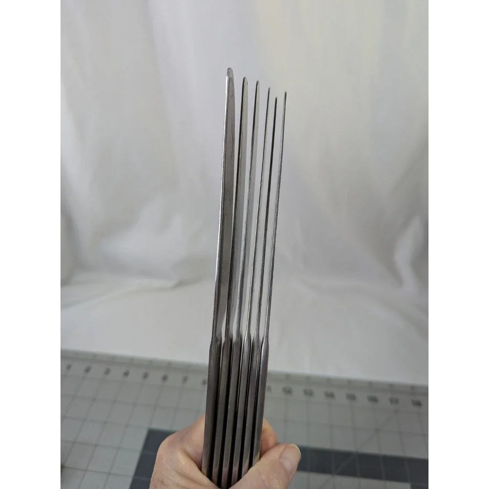 Mikasa‎ Gourmet Basics Satin Butter Knives Lot of 6 Knife